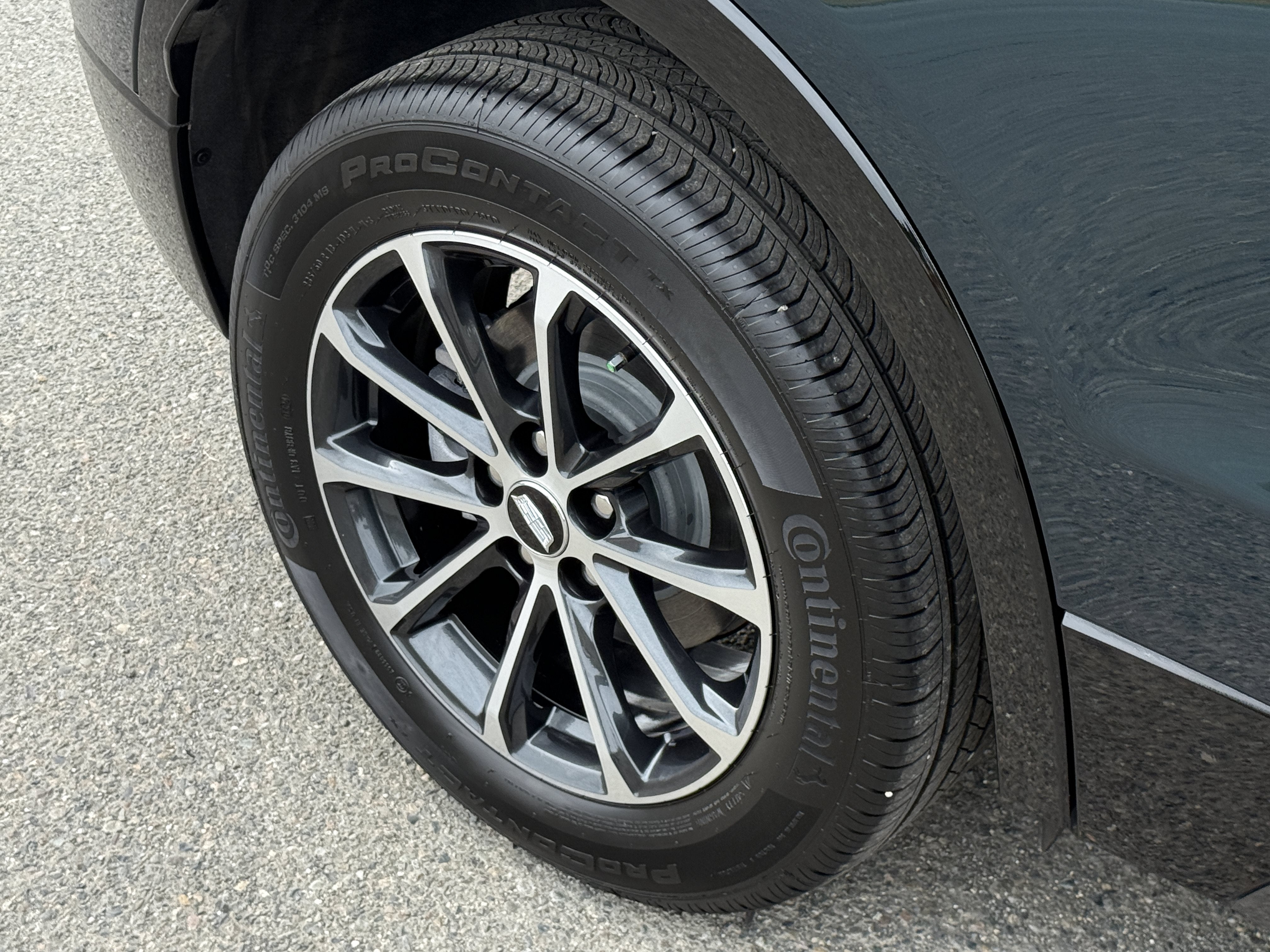 2024 Cadillac XT4 Sport