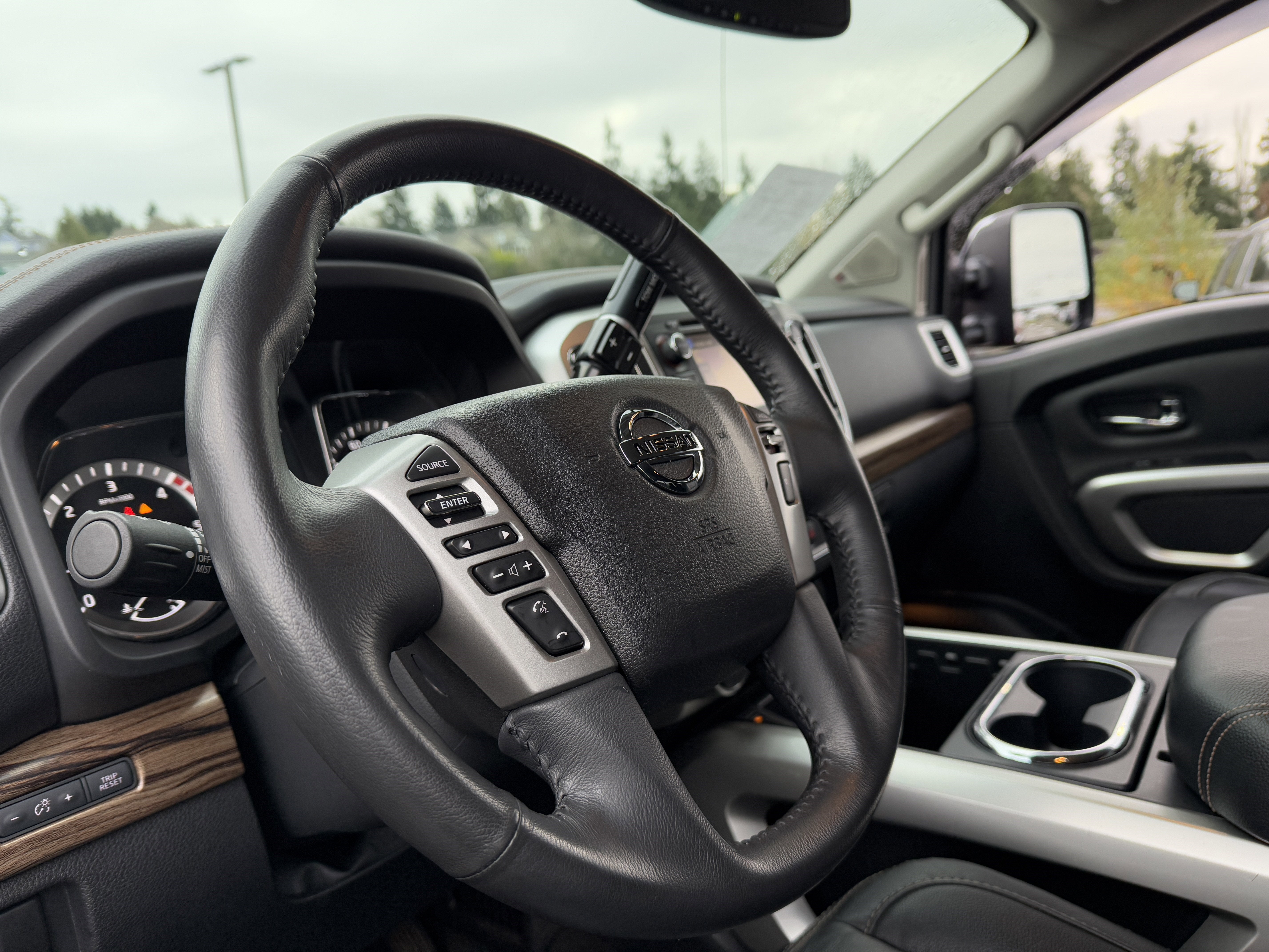 2016 Nissan TITAN XD SL Diesel