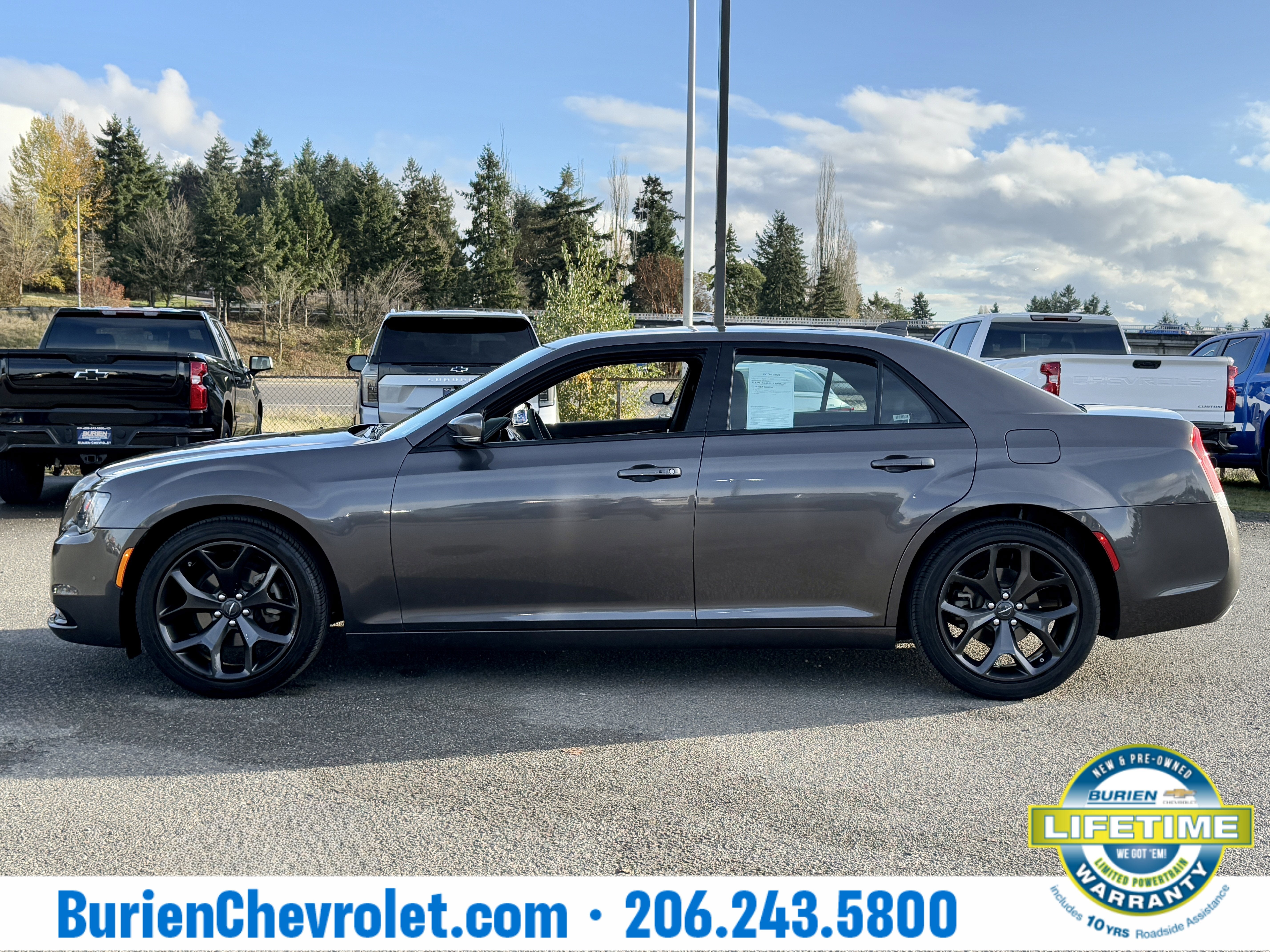 2023 Chrysler 300 300S
