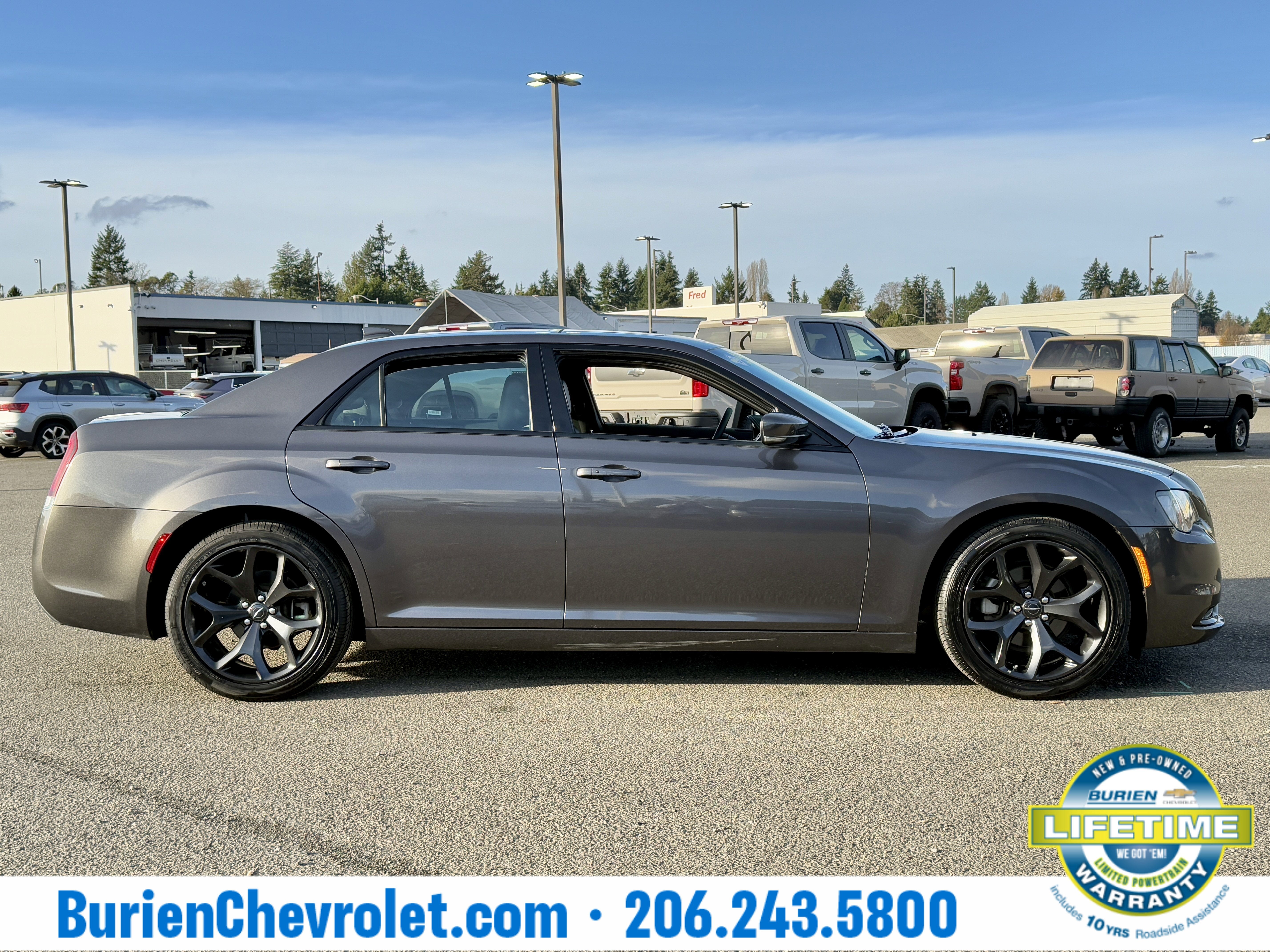 2023 Chrysler 300 300S