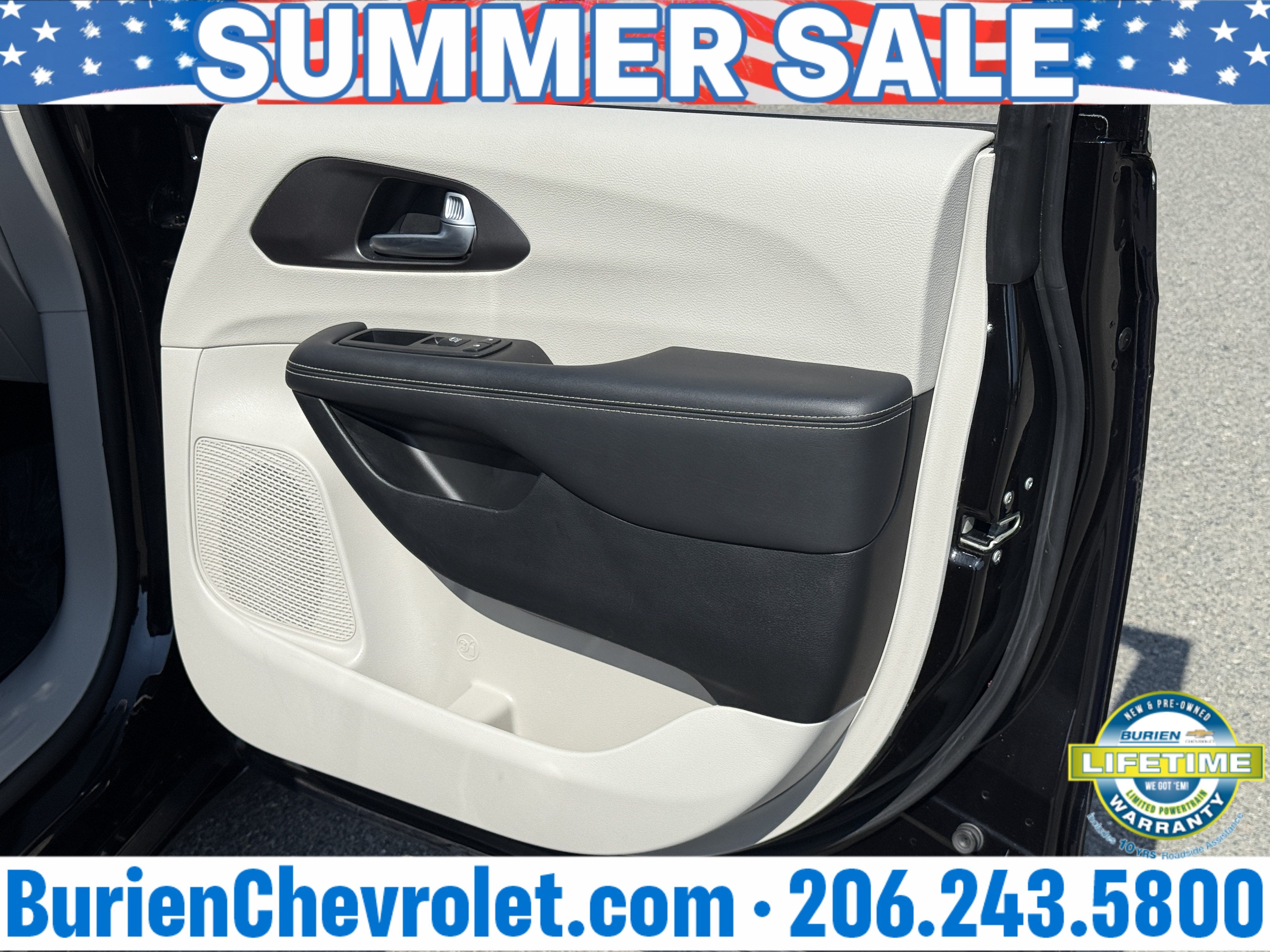 2024 Chrysler Pacifica Touring L