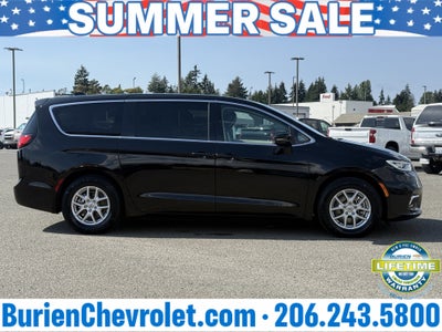 2024 Chrysler Pacifica Touring L