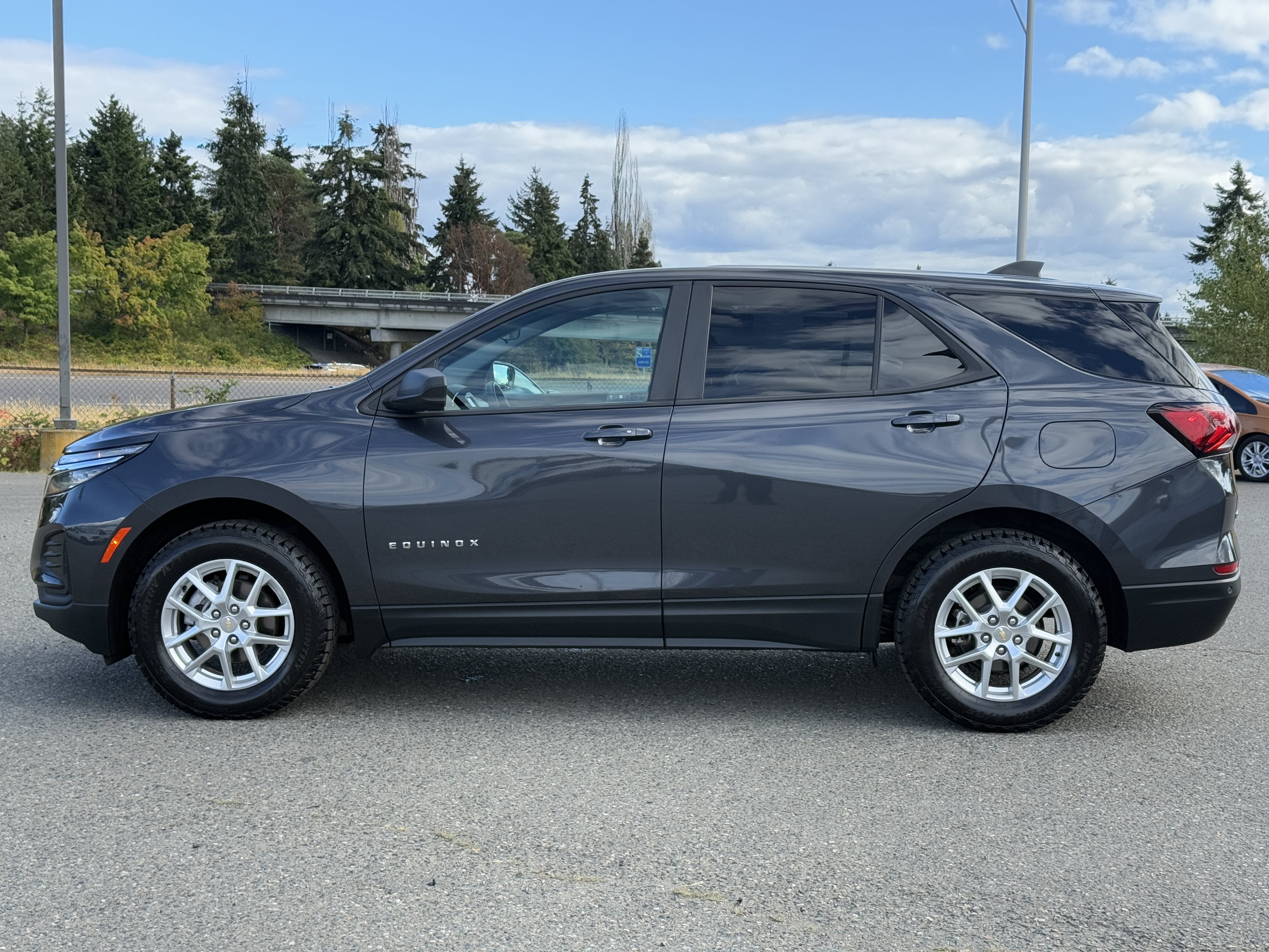 2022 Chevrolet Equinox LS