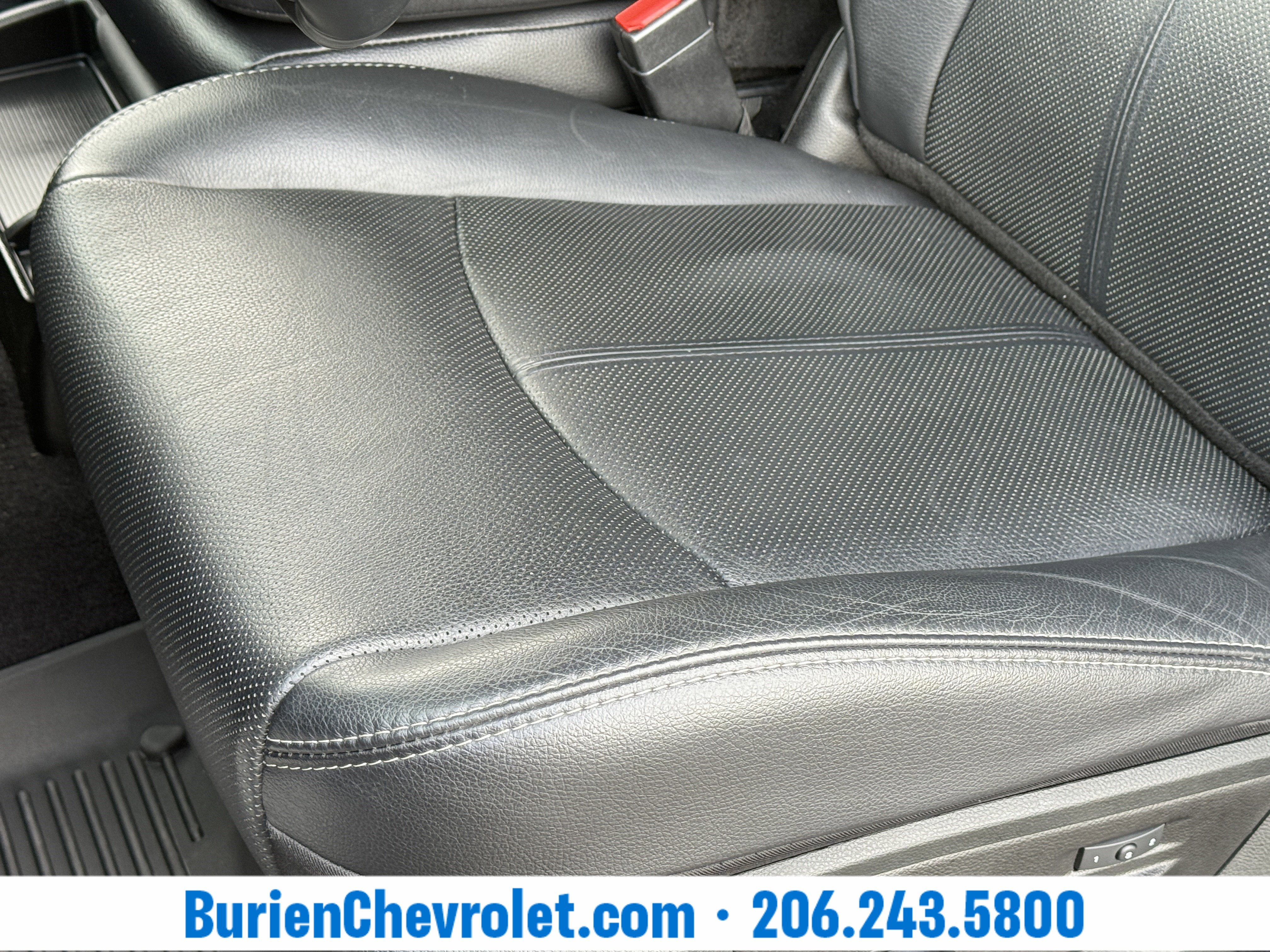 2018 RAM 2500 Laramie Mega Cab 4x4 6'4" Box