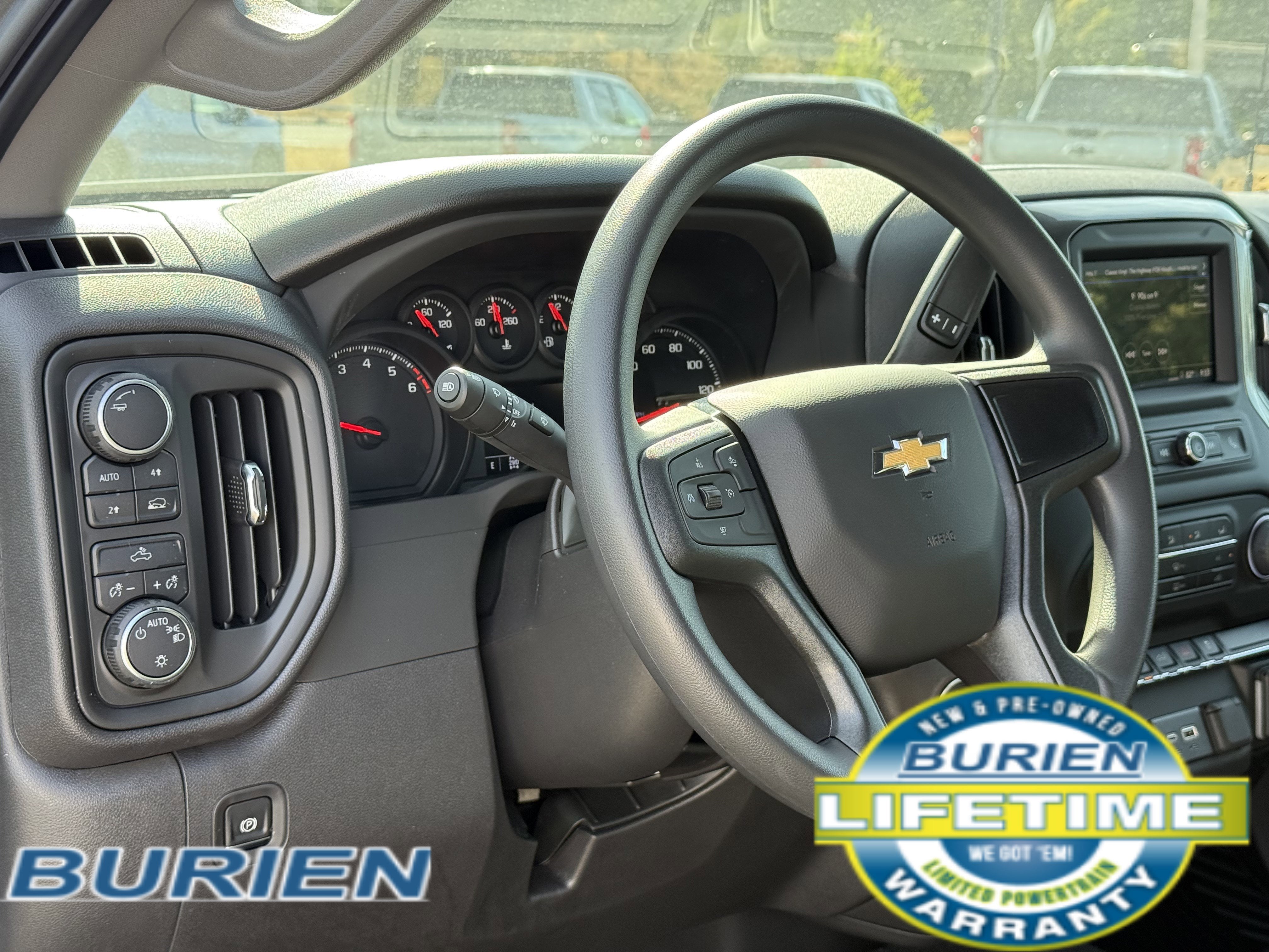 2025 Chevrolet Silverado 1500 Custom