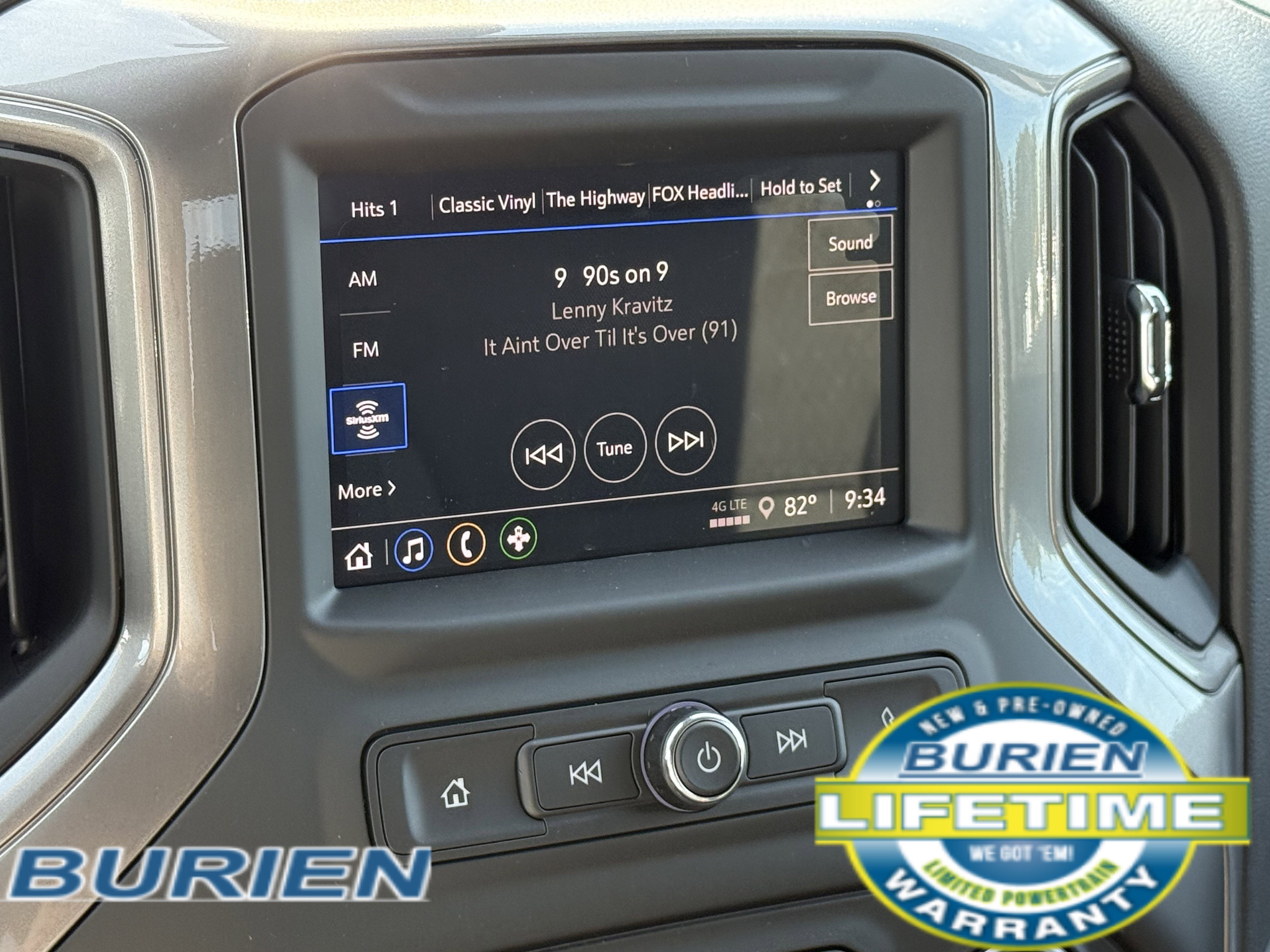 2025 Chevrolet Silverado 1500 Custom