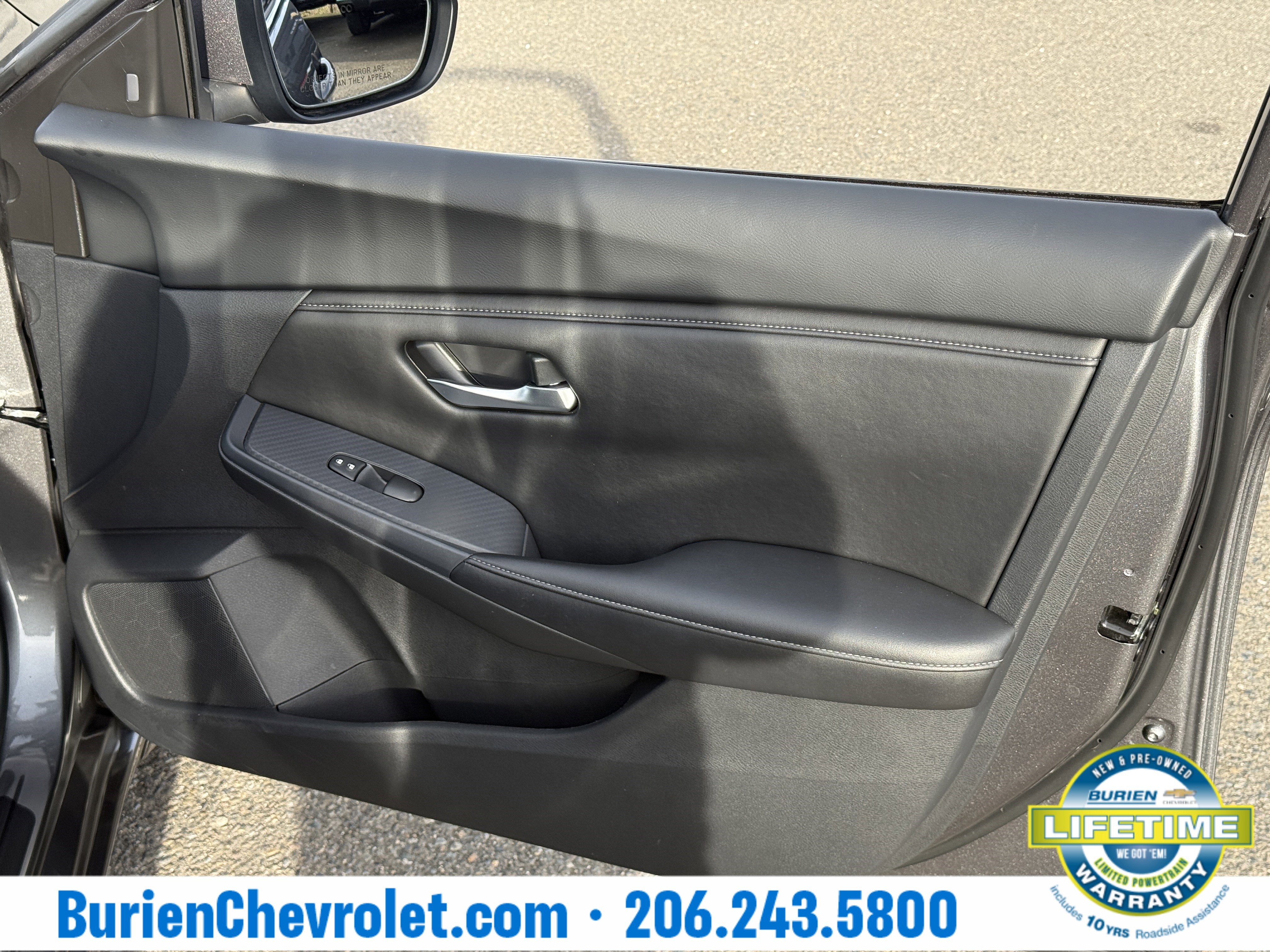 2024 Nissan Sentra SV Xtronic CVT