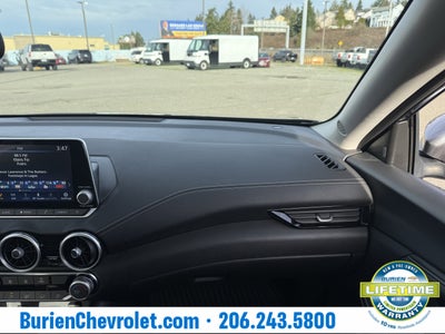 2024 Nissan Sentra SV Xtronic CVT