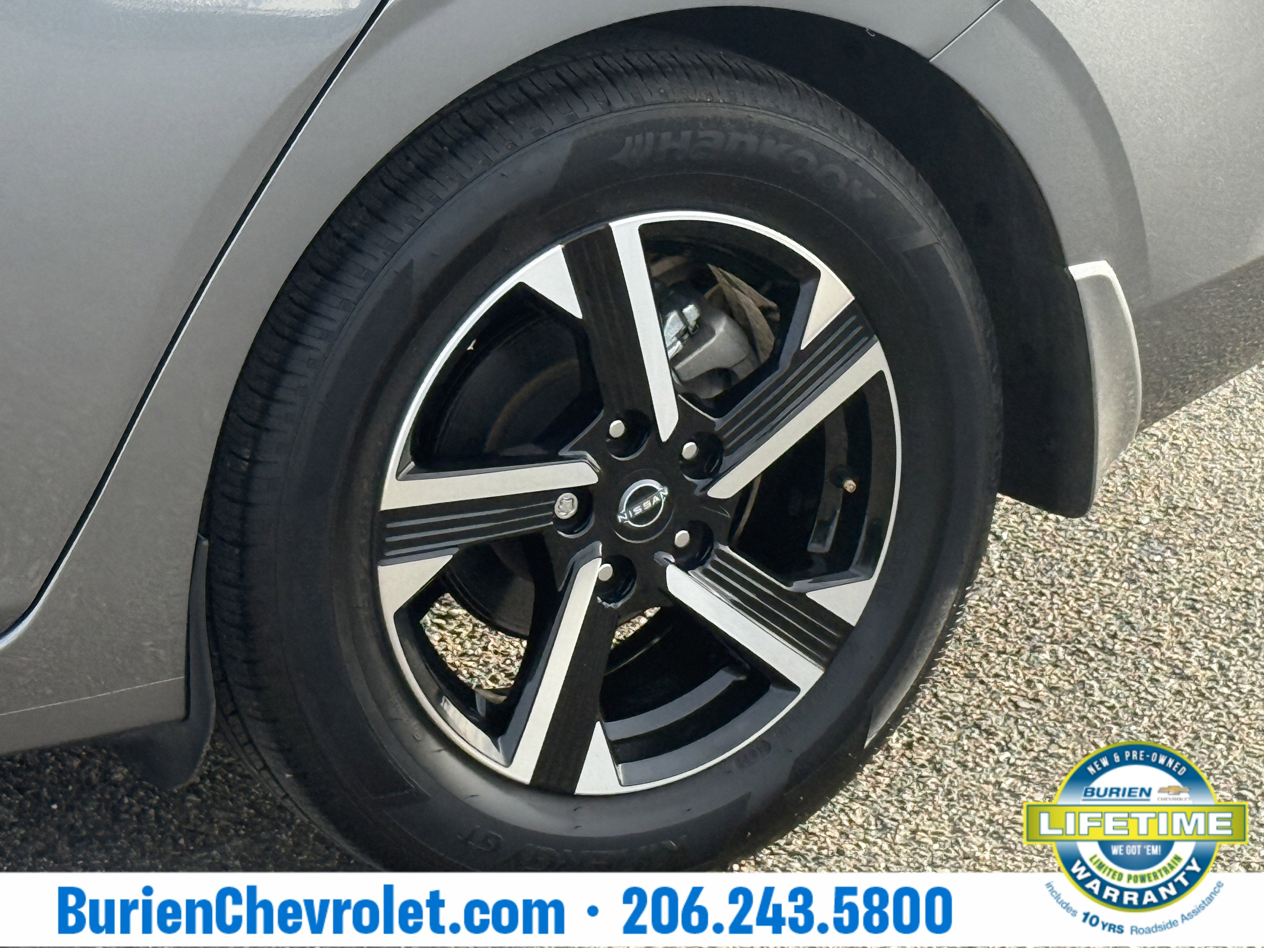 2024 Nissan Sentra SV Xtronic CVT