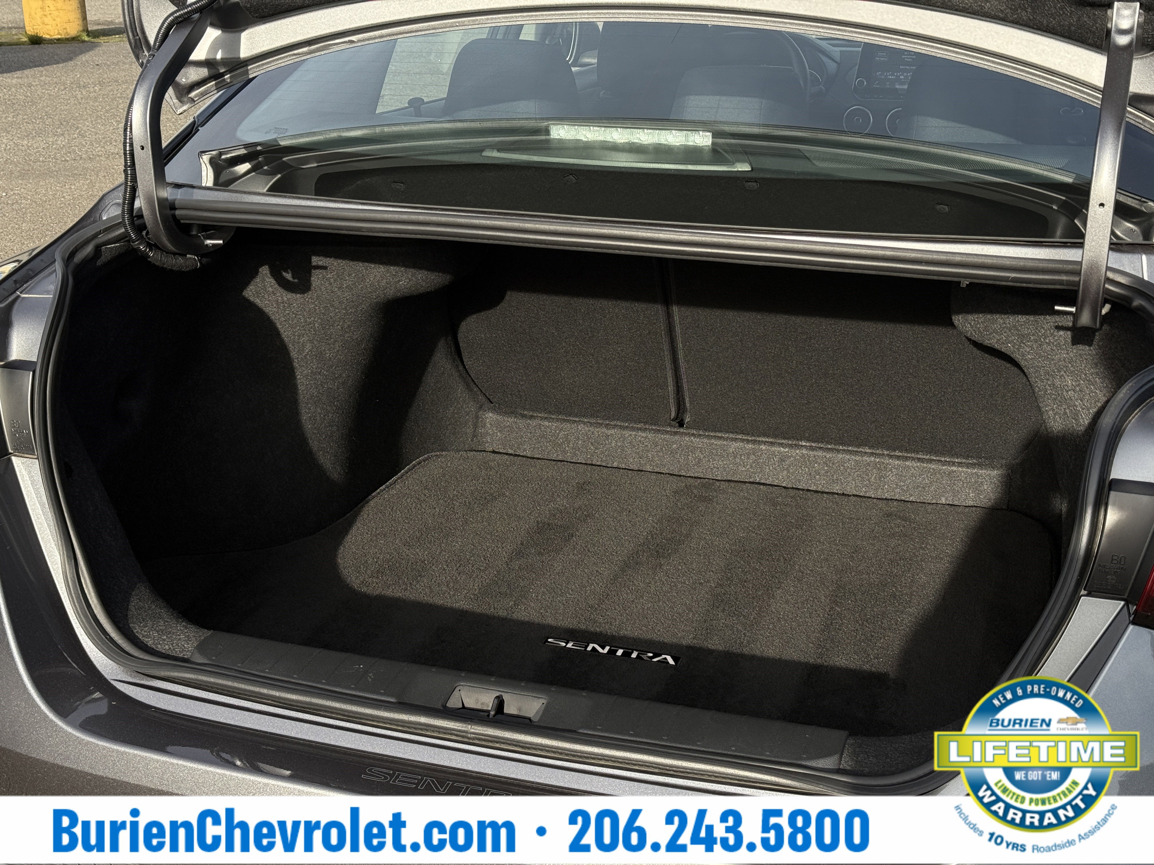 2024 Nissan Sentra SV Xtronic CVT