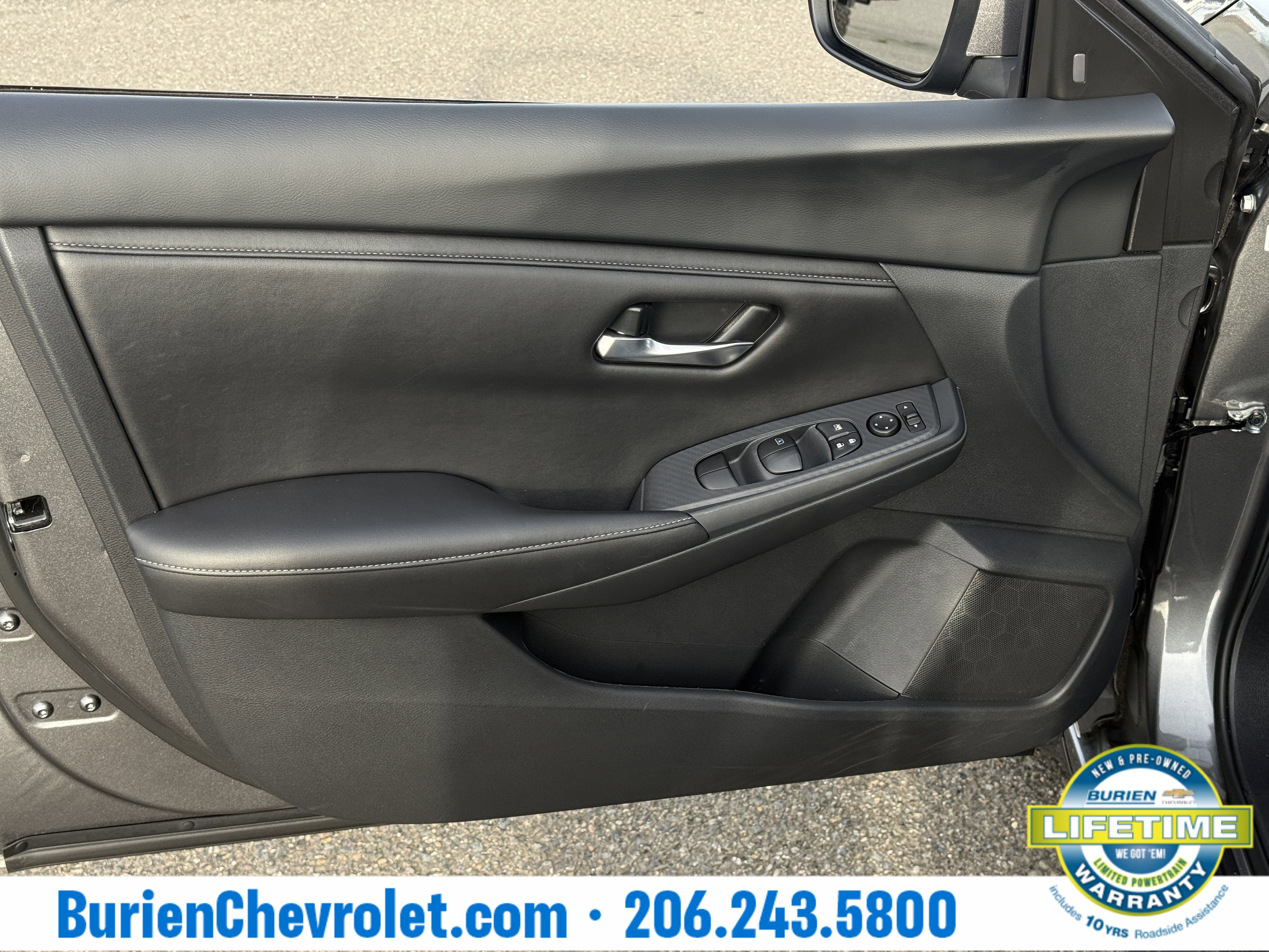 2024 Nissan Sentra SV Xtronic CVT