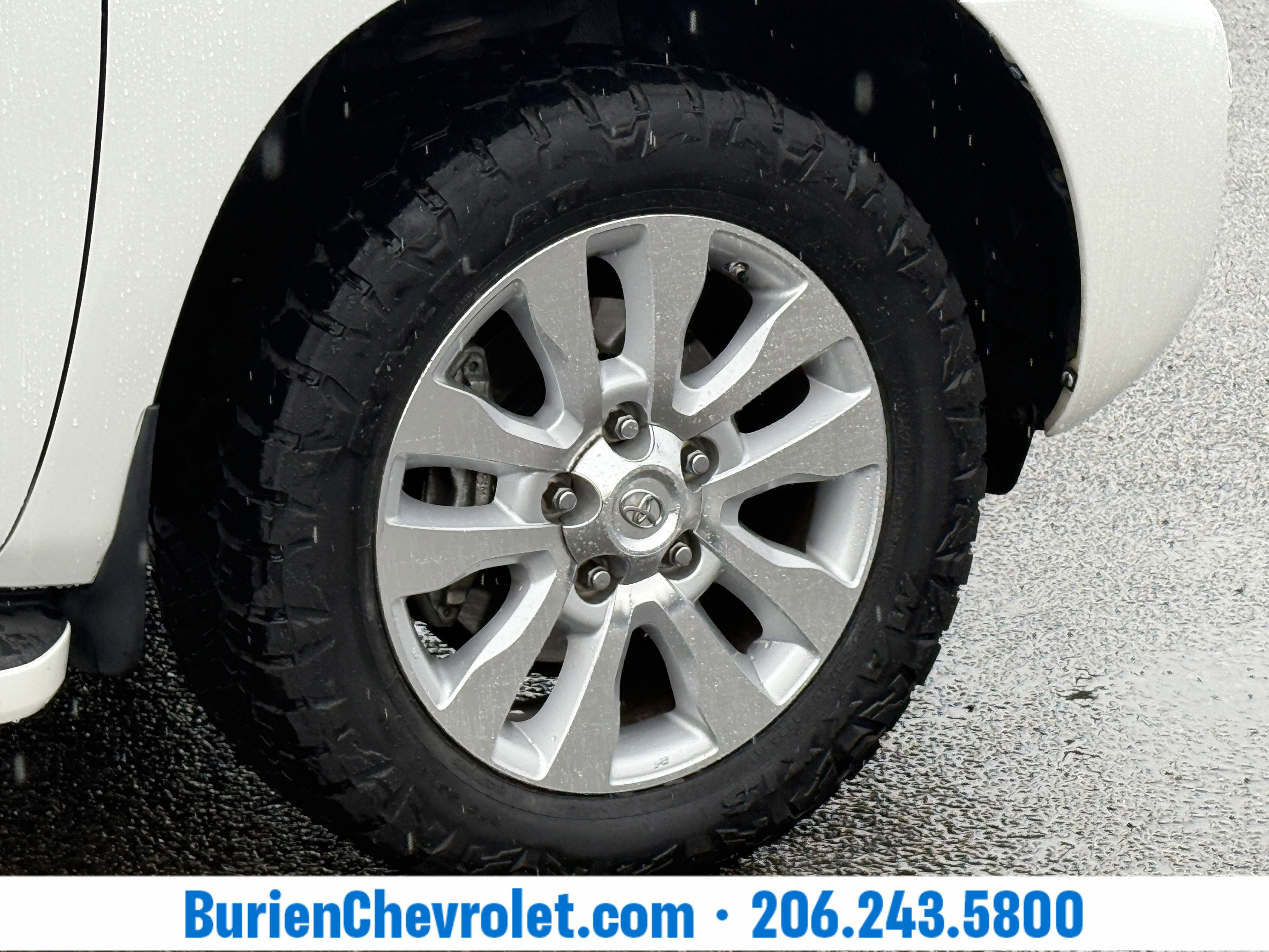 2010 Toyota Sequoia Platinum 5.7L V8