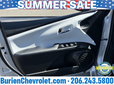 2019 Toyota Prius LE