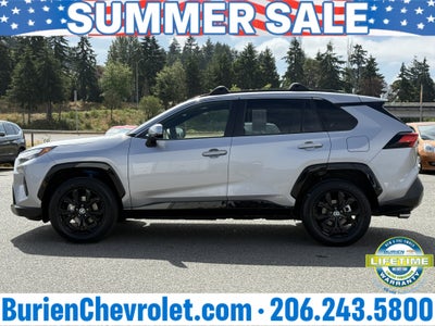2022 Toyota RAV4 Hybrid SE