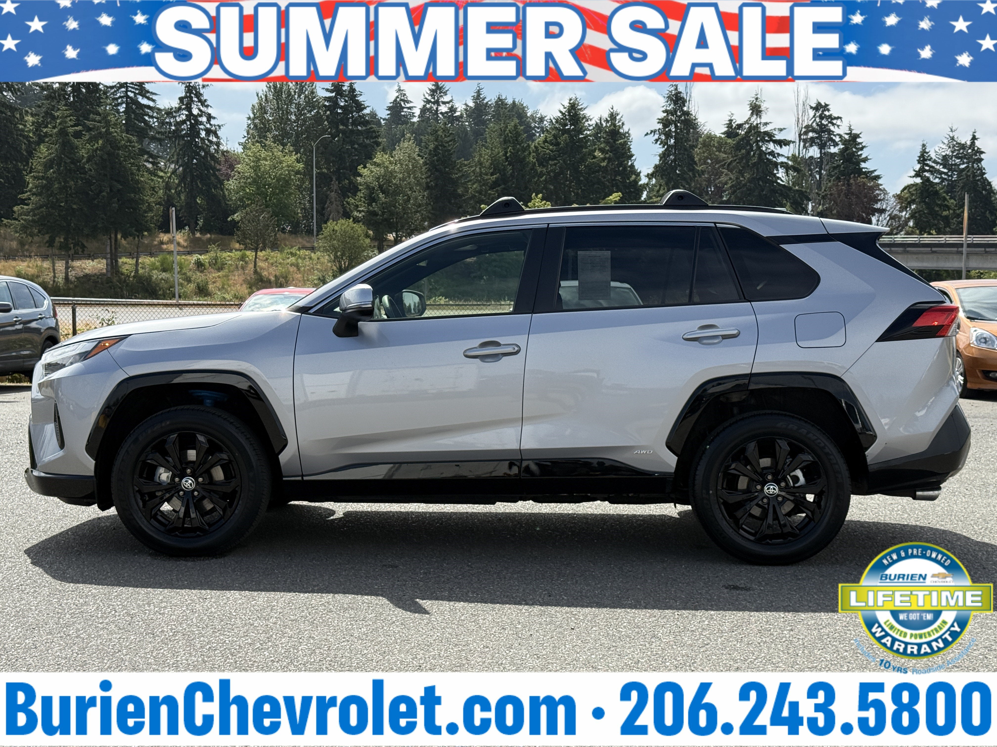2022 Toyota RAV4 Hybrid SE
