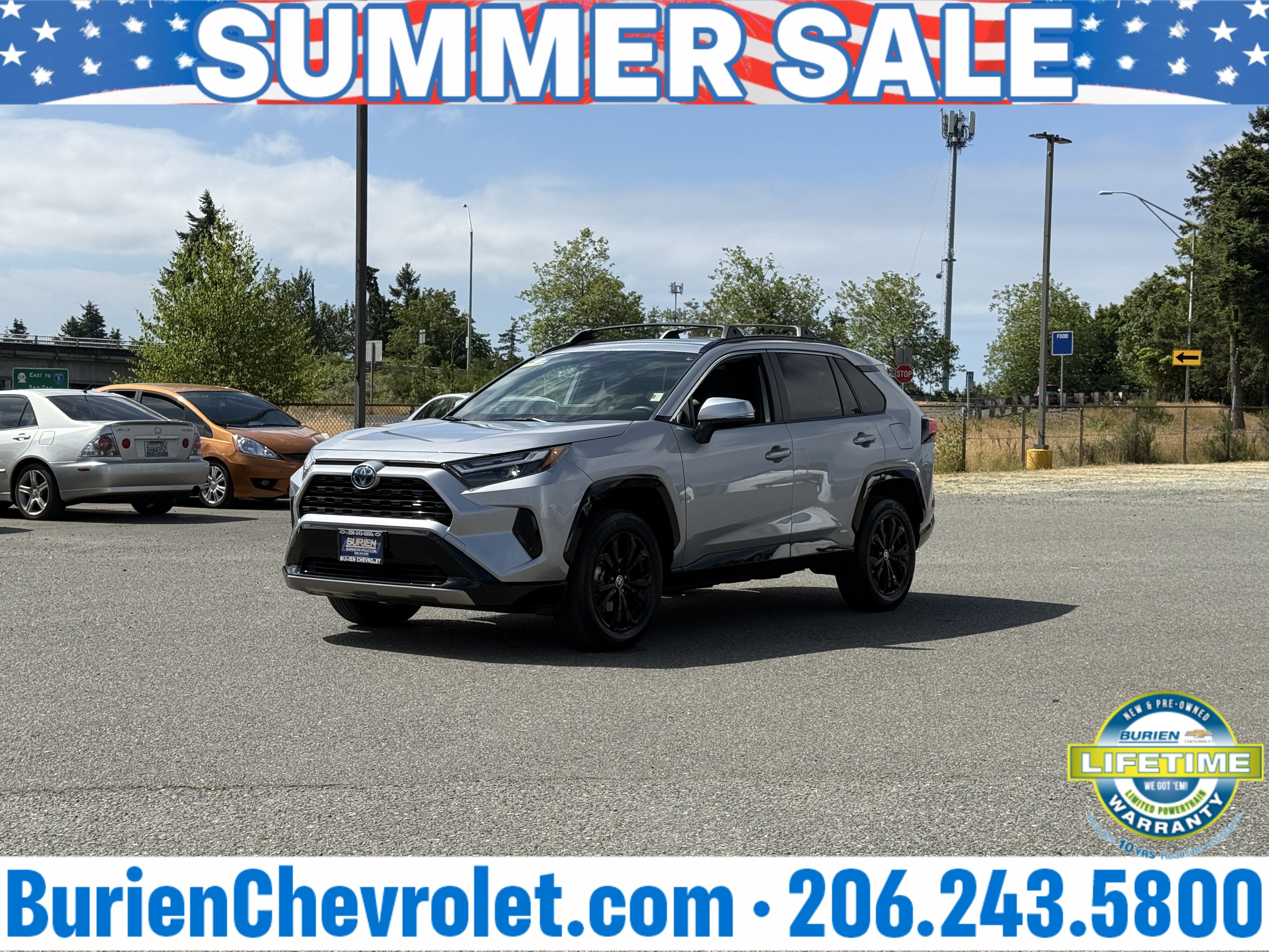 2022 Toyota RAV4 Hybrid SE